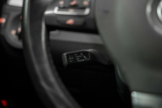 volkswagen-passat-bensin-2010-big-28