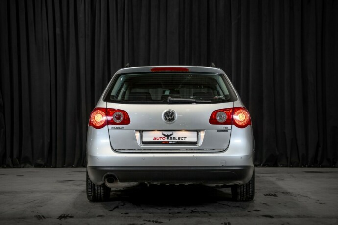 volkswagen-passat-bensin-2010-big-8
