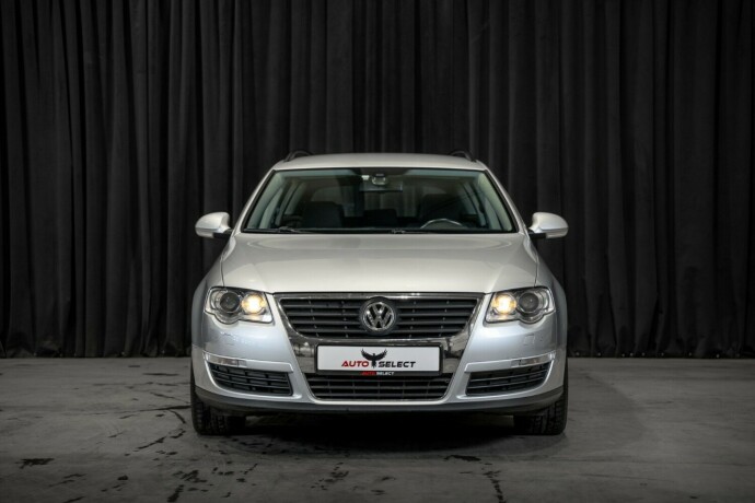 volkswagen-passat-bensin-2010-big-4