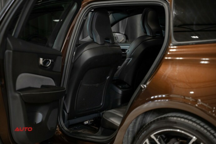 volvo-v60-elektrisitetbensin-2019-big-20