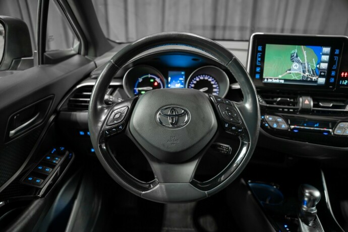 toyota-c-hr-elektrisitetbensin-2018-big-23