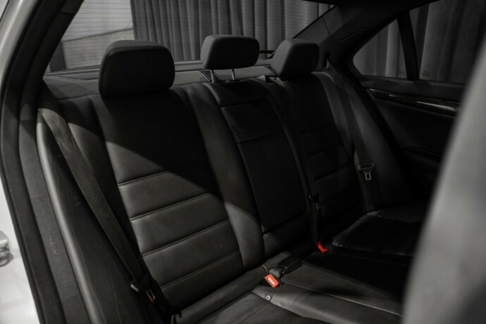 mercedes-benz-c-klasse-bensin-2008-big-21