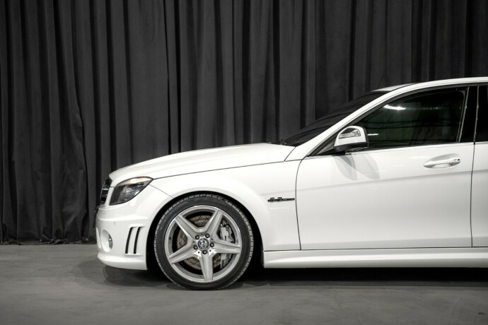 mercedes-benz-c-klasse-bensin-2008-big-8
