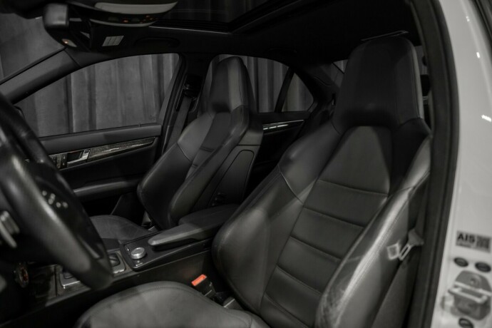 mercedes-benz-c-klasse-bensin-2008-big-33