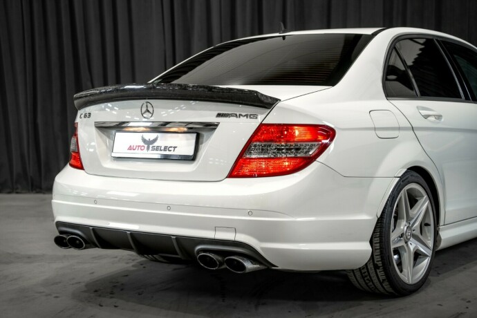 mercedes-benz-c-klasse-bensin-2008-big-14