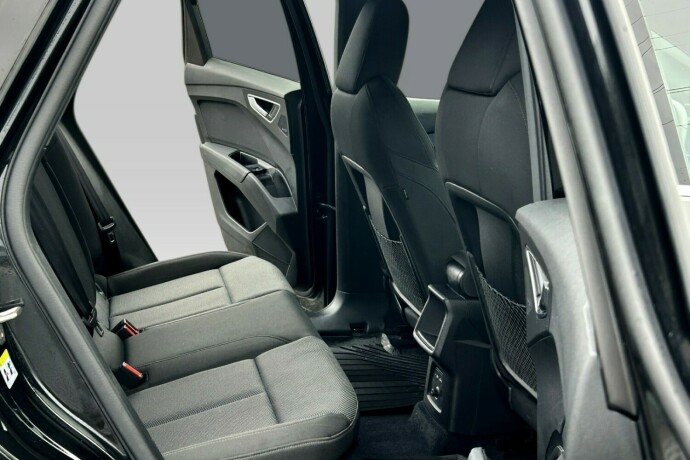 audi-q4-e-tron-elektrisitet-2022-big-13