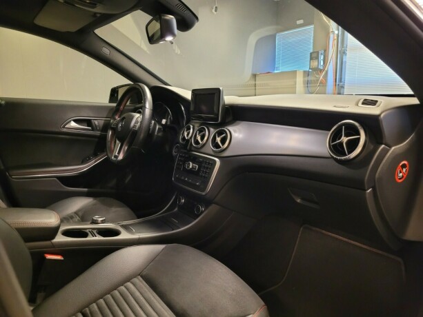 mercedes-benz-cla-bensin-2015-big-15