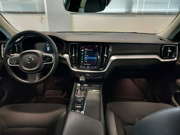 volvo-v60-cross-country-diesel-2020-big-22