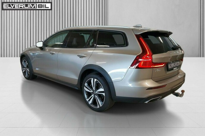 volvo-v60-cross-country-diesel-2020-big-5