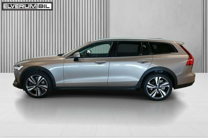 volvo-v60-cross-country-diesel-2020-big-3
