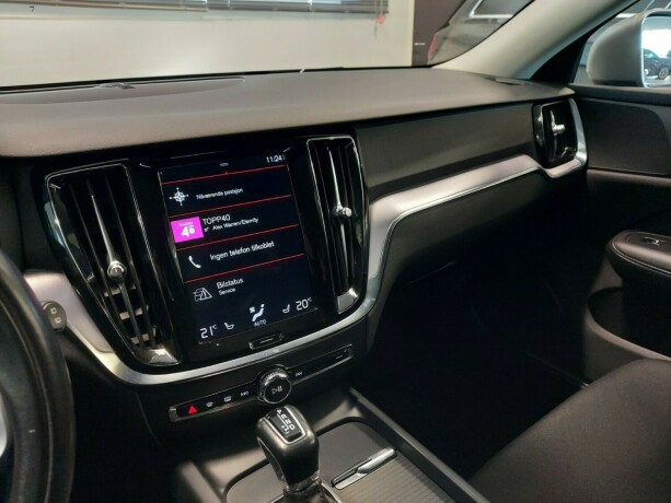 volvo-v60-cross-country-diesel-2020-big-41