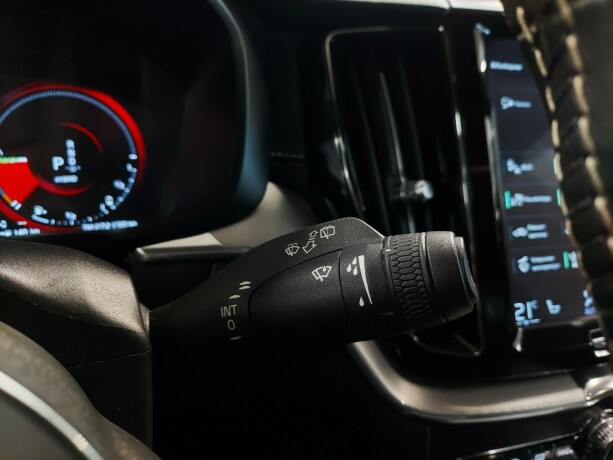 volvo-xc-60-elektrisitetbensin-2020-big-47