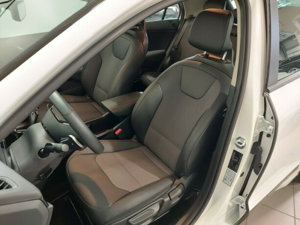 kia-e-niro-elektrisitet-2023-big-18