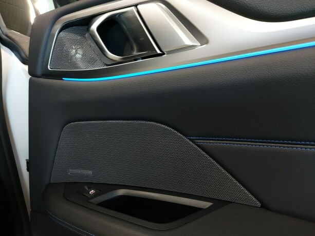 bmw-i4-m50-elektrisitet-2025-big-29