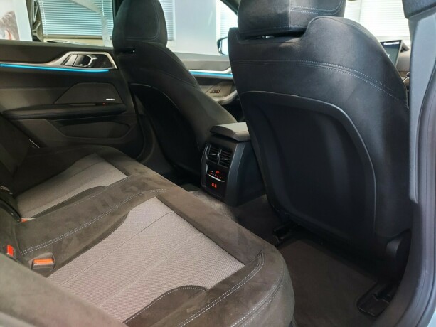 bmw-i4-m50-elektrisitet-2025-big-28