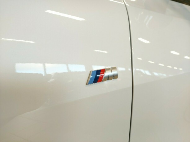 bmw-i4-m50-elektrisitet-2025-big-17