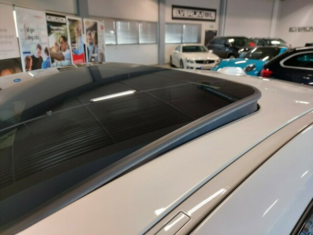 bmw-i4-m50-elektrisitet-2025-big-19
