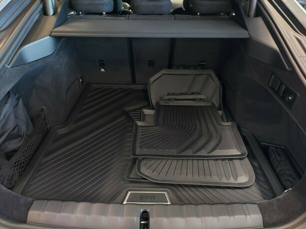 bmw-i4-m50-elektrisitet-2025-big-34