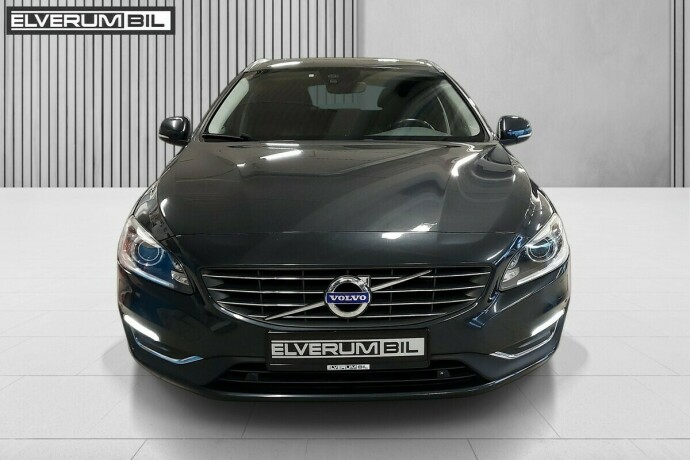 volvo-v60-diesel-2017-big-15