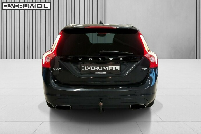 volvo-v60-diesel-2017-big-7