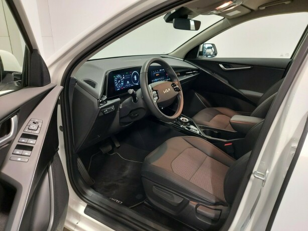 kia-niro-elektrisitet-2023-big-16