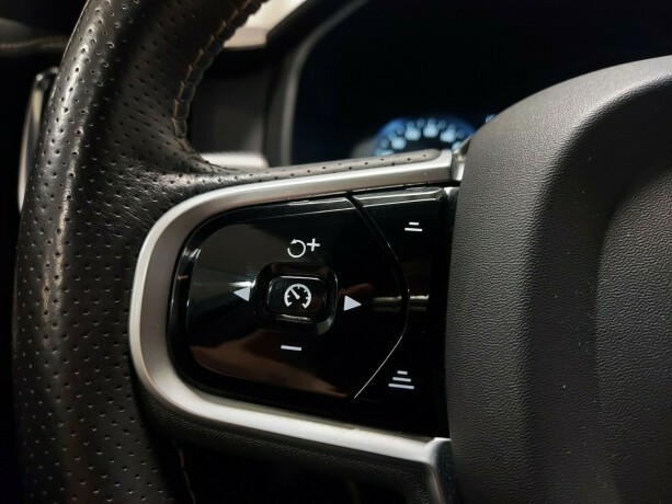 volvo-v90-elektrisitetbensin-2019-big-34