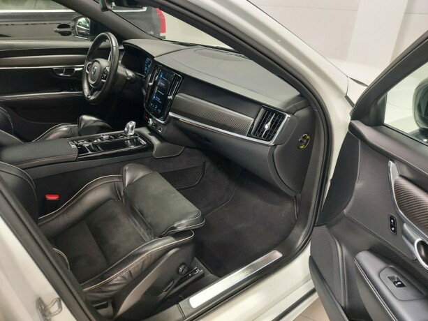 volvo-v90-elektrisitetbensin-2019-big-22