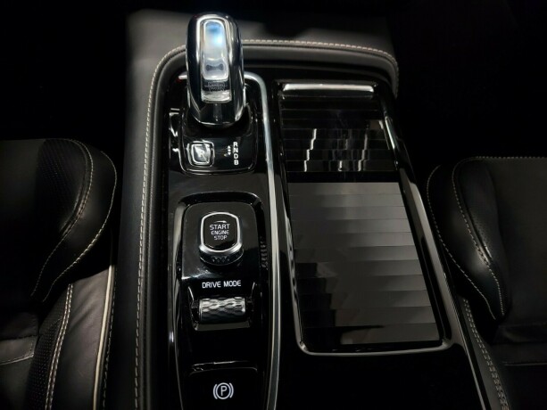 volvo-v90-elektrisitetbensin-2019-big-39