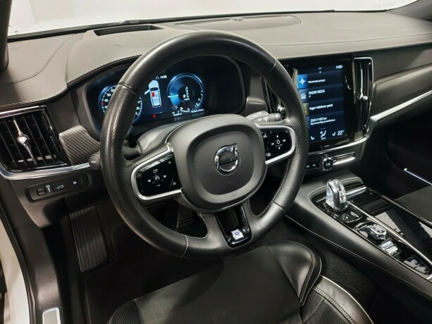 volvo-v90-elektrisitetbensin-2019-big-19