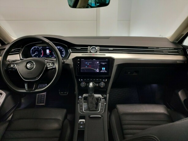 volkswagen-passat-alltrack-diesel-2019-big-22