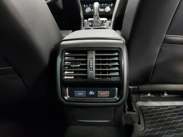 volkswagen-passat-alltrack-diesel-2019-big-21