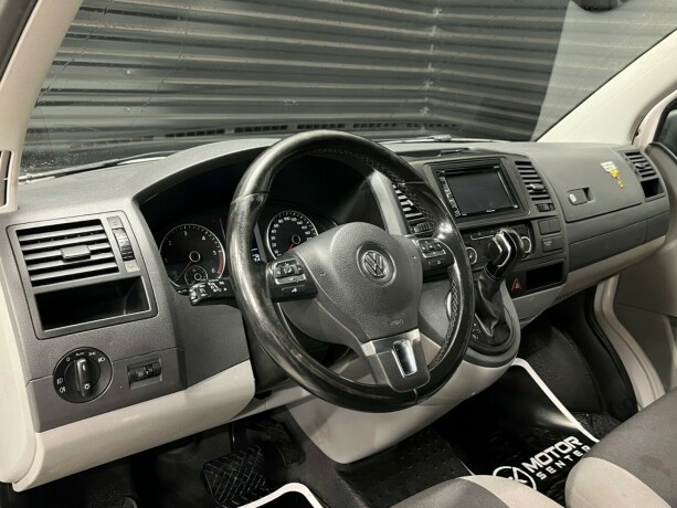 volkswagen-transporter-diesel-2015-big-10