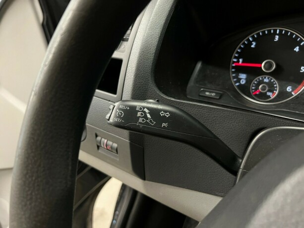 volkswagen-transporter-diesel-2013-big-12