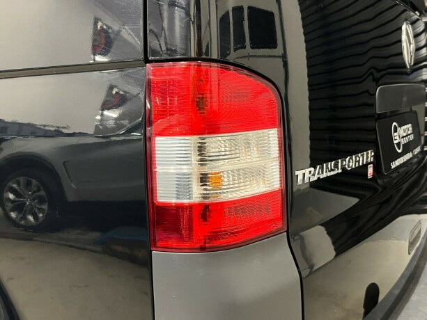 volkswagen-transporter-diesel-2013-big-5