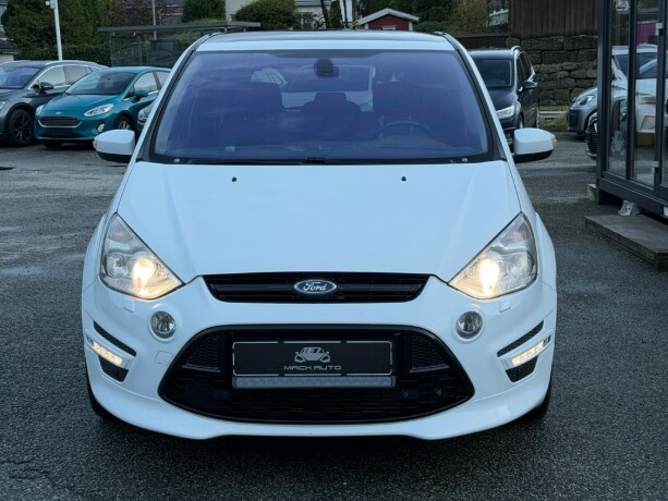 ford-s-max-diesel-2011-big-1