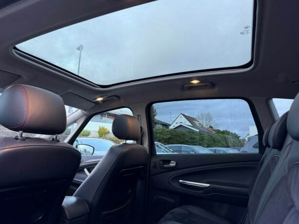 ford-s-max-diesel-2011-big-16