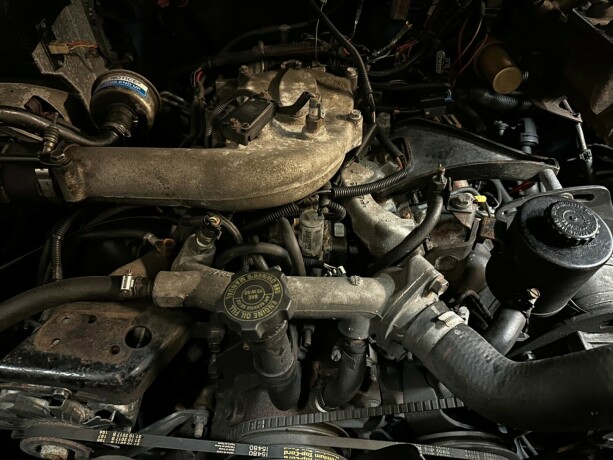 chevrolet-silverado-diesel-1988-big-50