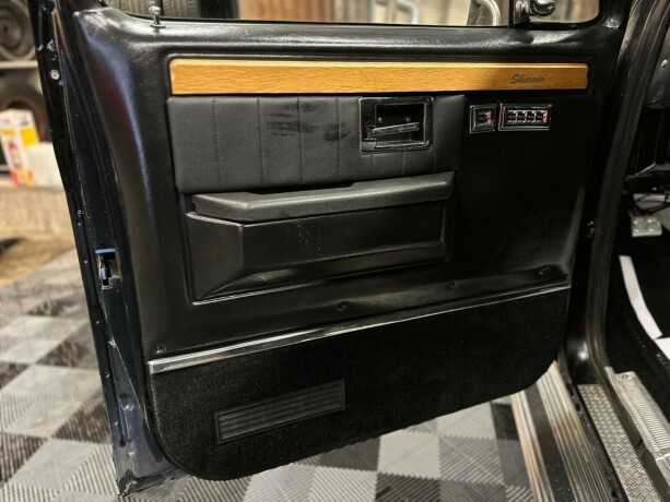 chevrolet-silverado-diesel-1988-big-20