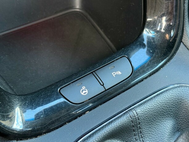 kia-cee039d-bensin-2013-big-28