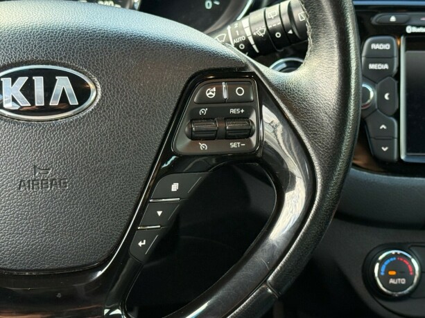 kia-cee039d-bensin-2013-big-44