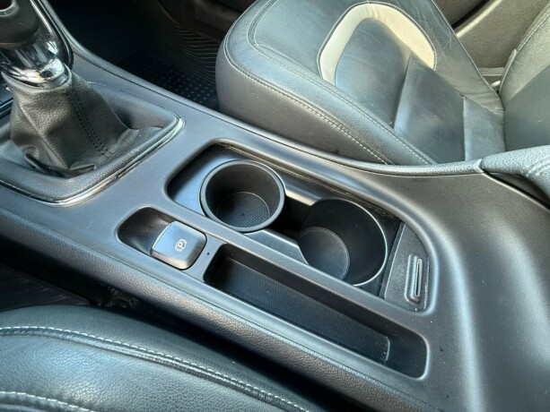 kia-cee039d-bensin-2013-big-27