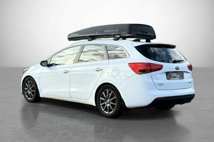 kia-cee039d-bensin-2013-big-7