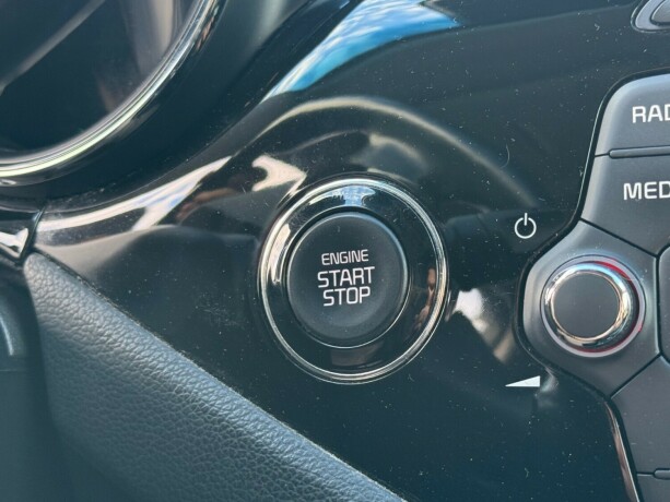 kia-cee039d-bensin-2013-big-24