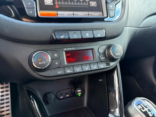 kia-cee039d-bensin-2013-big-30