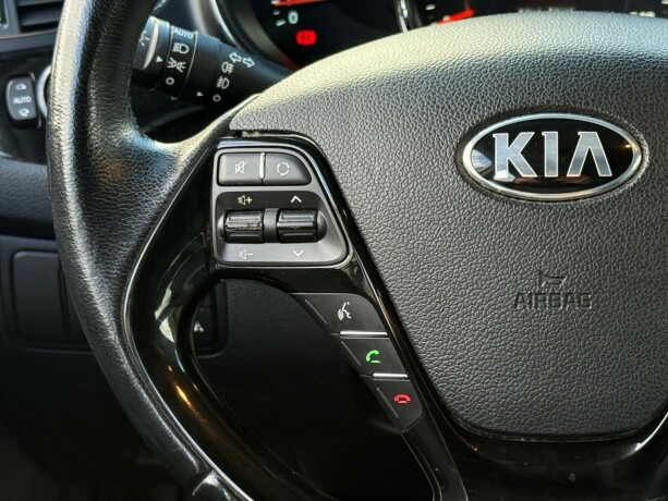 kia-cee039d-bensin-2013-big-43