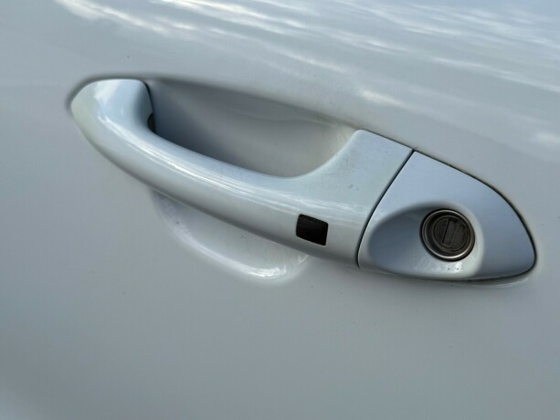 kia-cee039d-bensin-2013-big-8