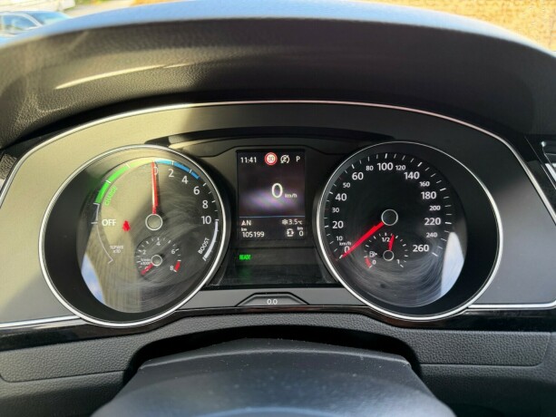 volkswagen-passat-elektrisitetbensin-2021-big-20