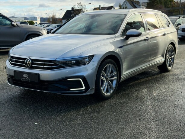 volkswagen-passat-elektrisitetbensin-2021-big-2