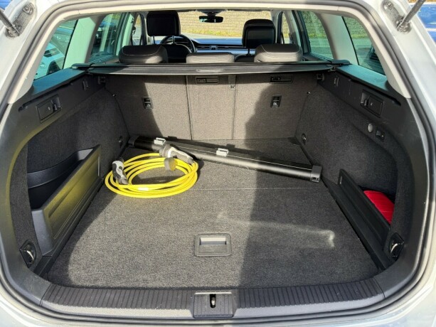 volkswagen-passat-elektrisitetbensin-2021-big-21