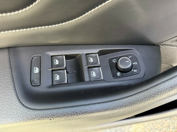 volkswagen-passat-elektrisitetbensin-2021-big-18